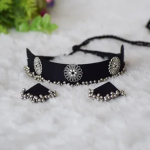 Choker Set