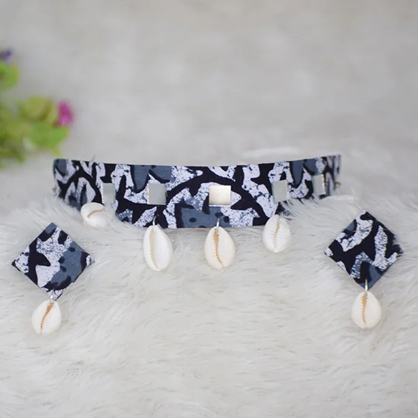 Multicolor Choker Set