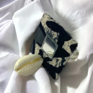 Black Square Ring with Cowrie