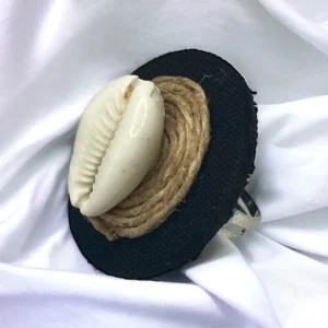 Black Round Ring with Cowrie