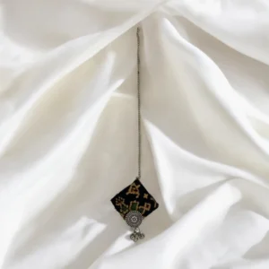 Black n Cream Rectangle Maang Tikka